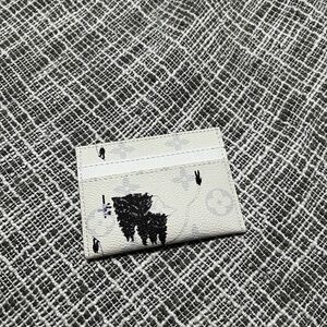 LV louis vuitton ski white card holder